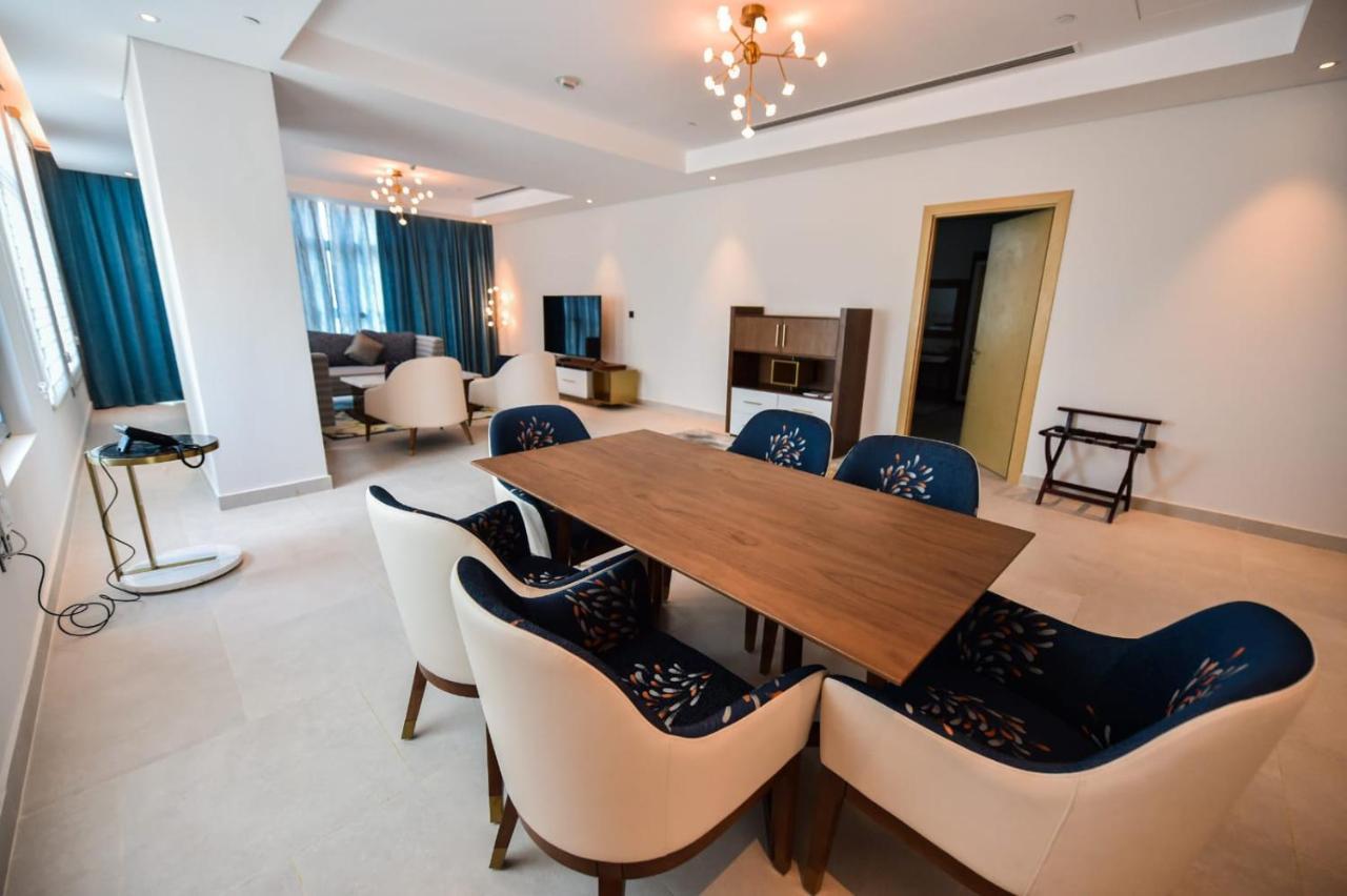 Waterfront Hotel Apartment Lusail Exterior foto A suite at the hotel
